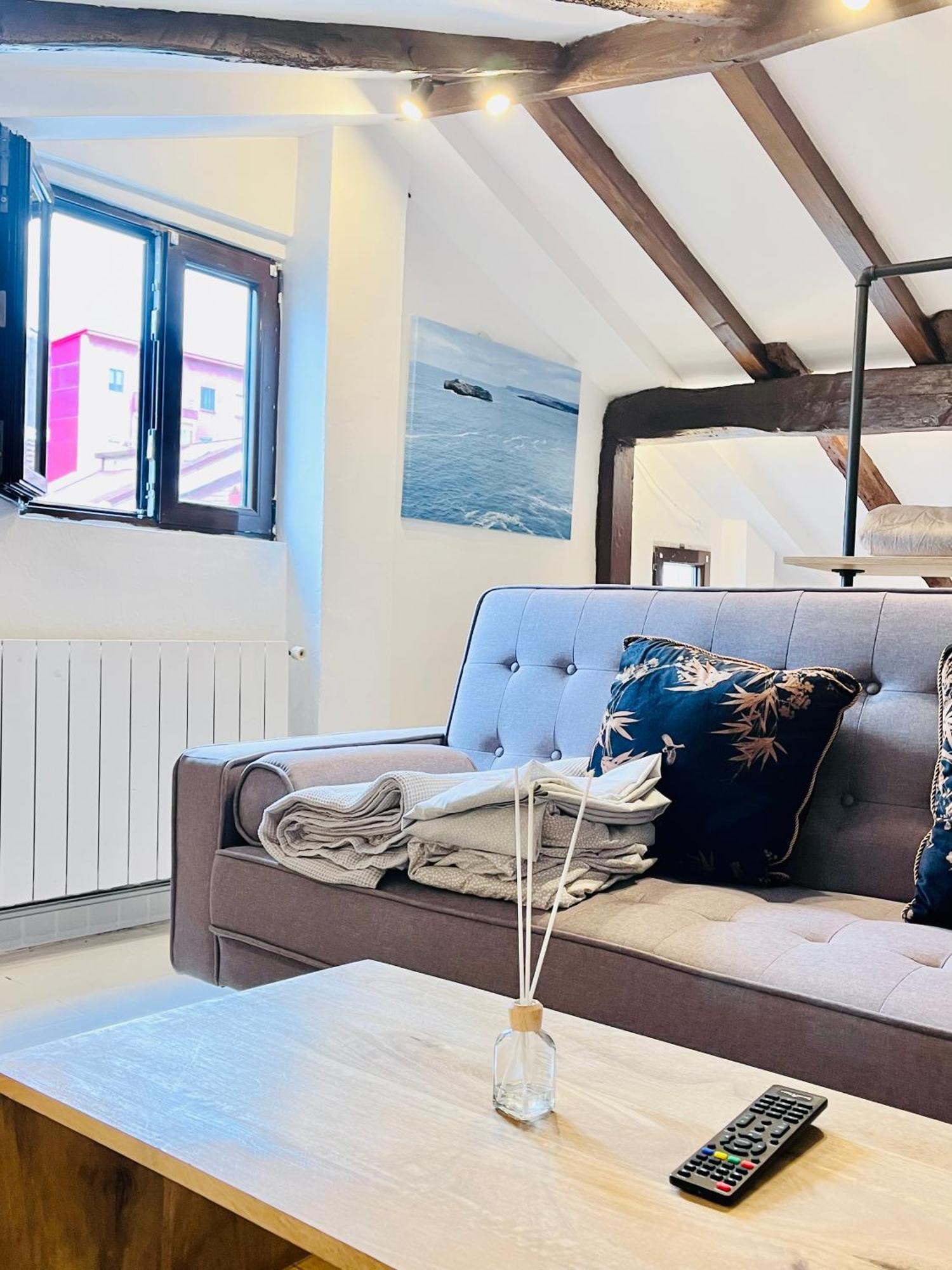 Loft Buhardilla En Perfecta Ubicacion Apartment Santander Bagian luar foto